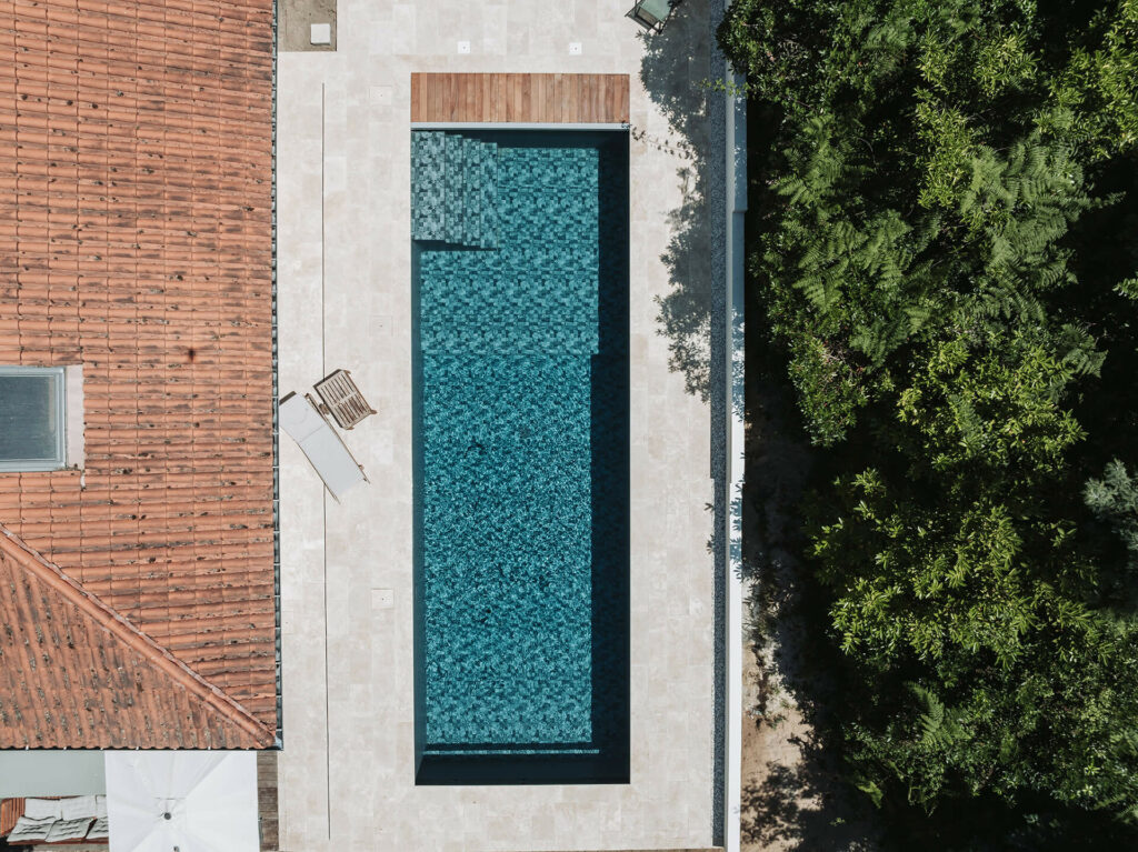 Construction-de-piscine-sur-mesure-Landes-Pays-Basque - ©stephaneamelinck.com