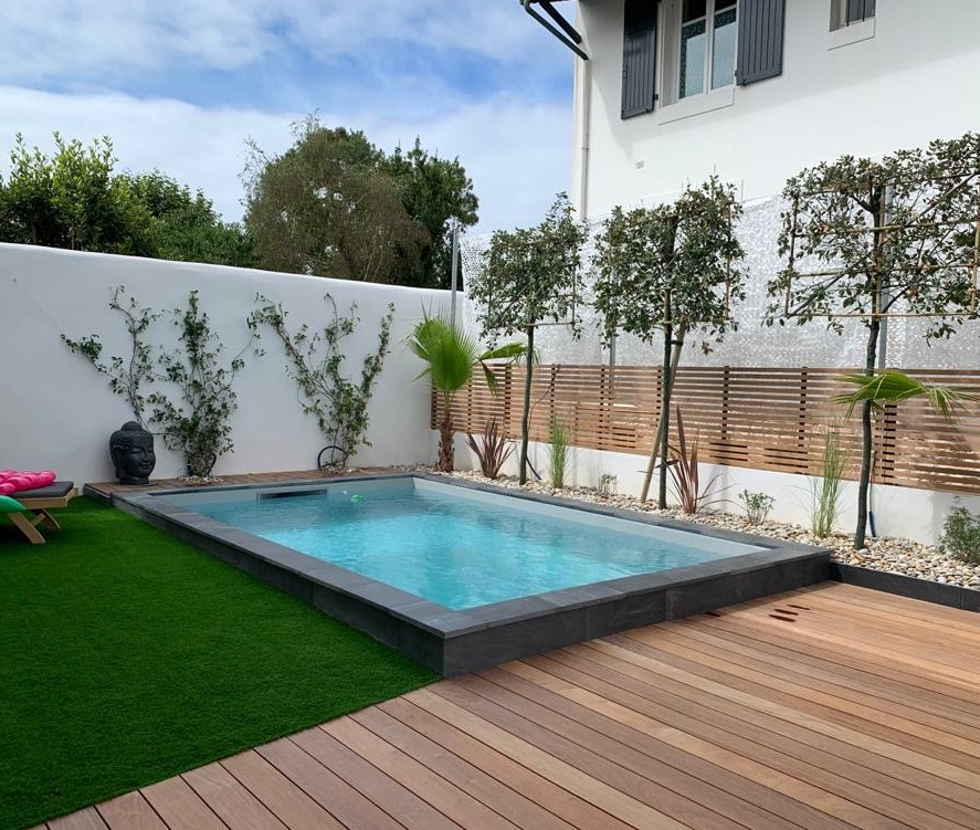 Piscine jardin