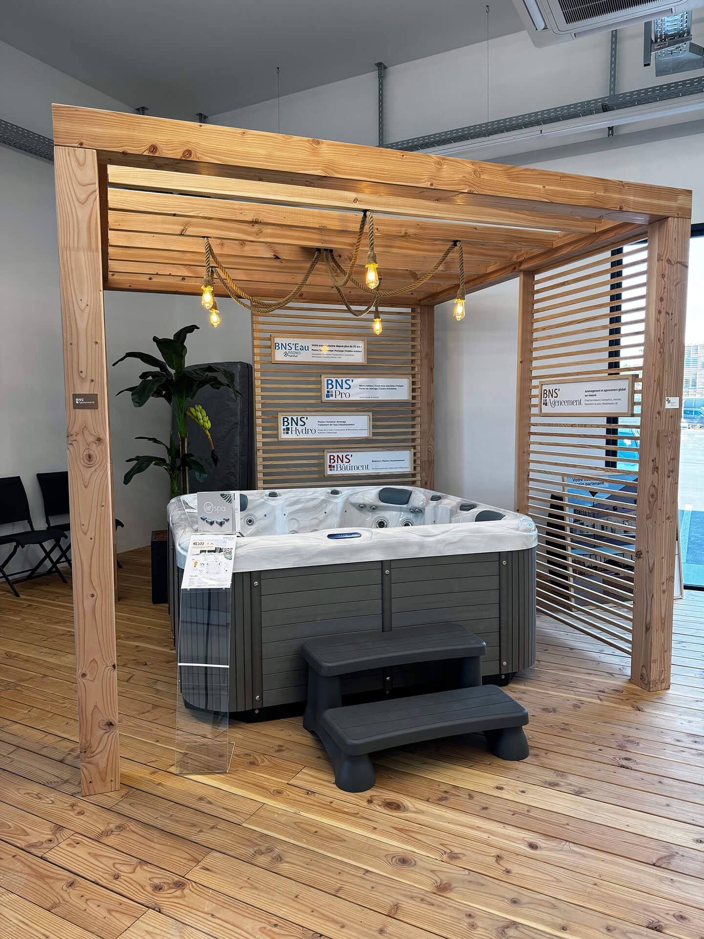 Construction tonnelle en-bois en pin douglas