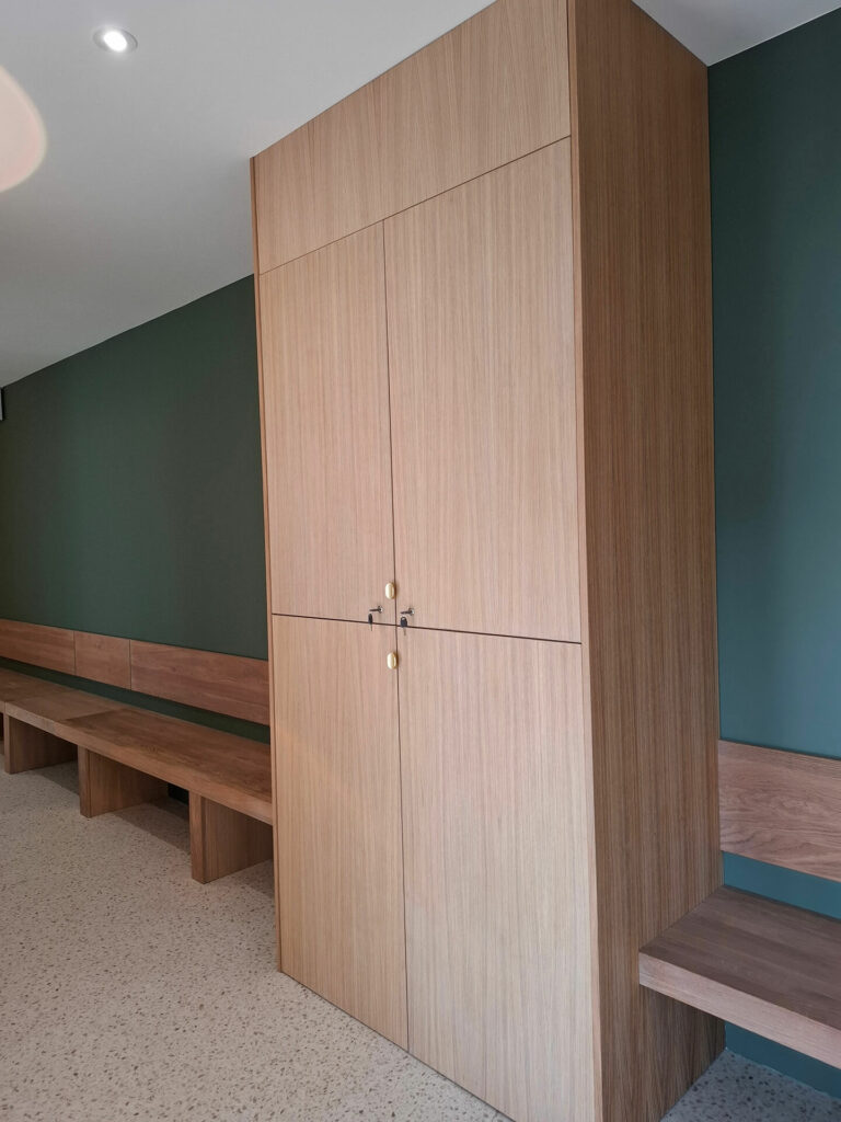 Meuble salle attente cabinet médical Aguiléra, Biarritz