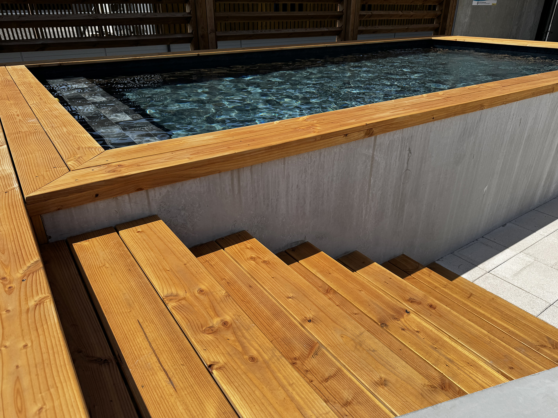 Showroom BNS'eau - escaliers bois