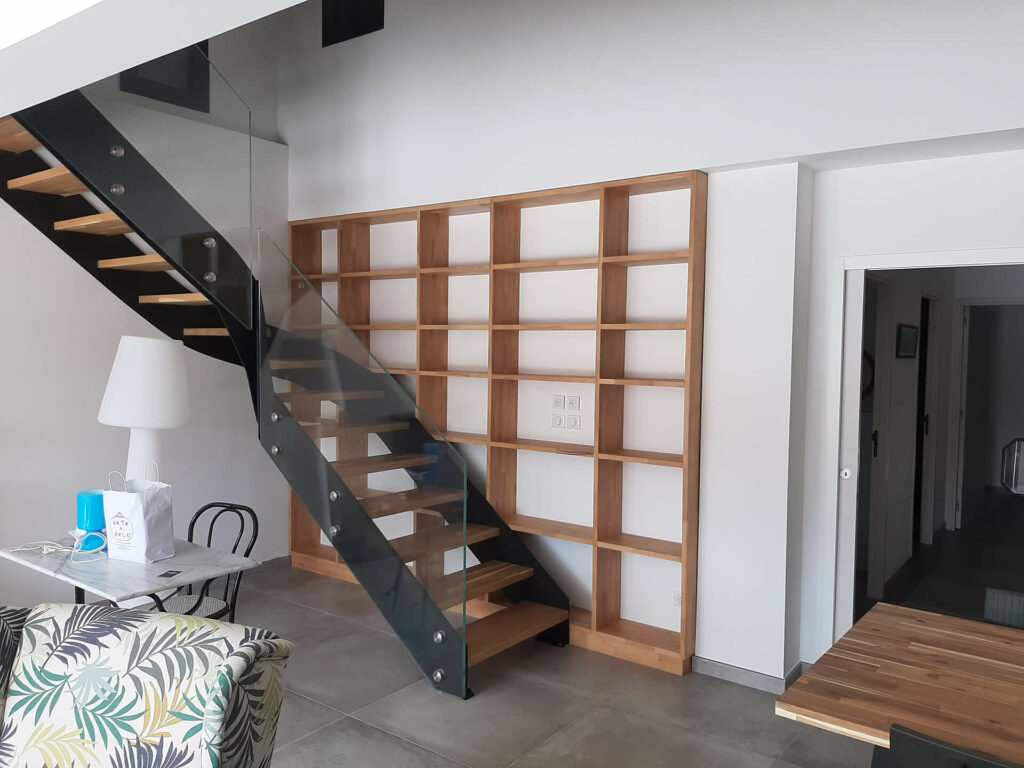 Etagère en bois sur-mesure, Hossegor (Landes)