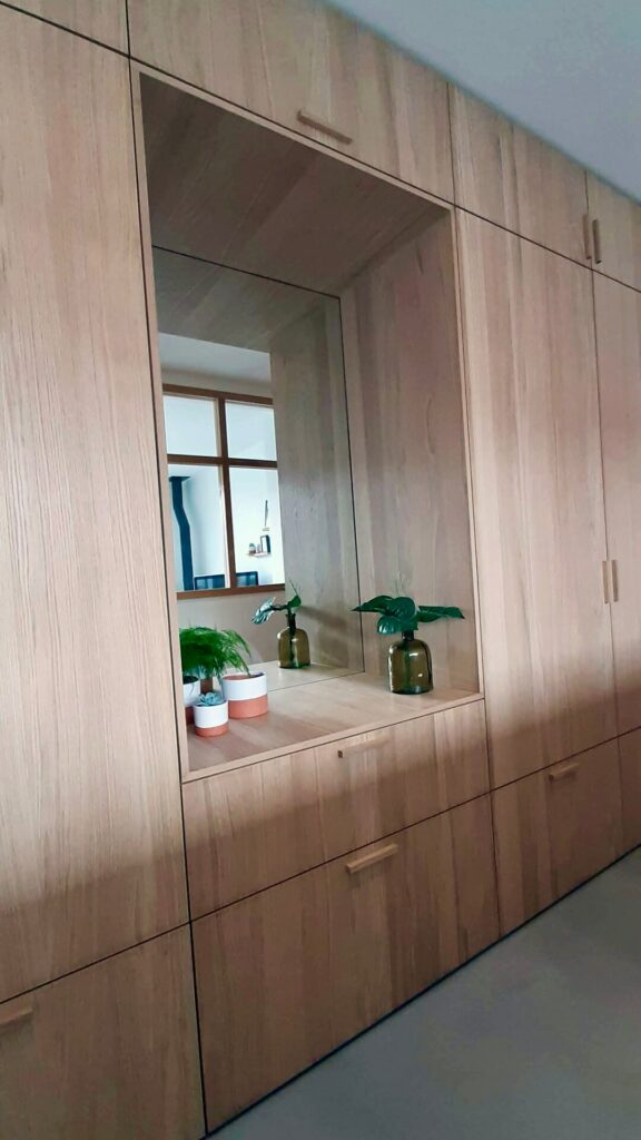 Mirroir intégrée dans buffet entrée appartement Anglet